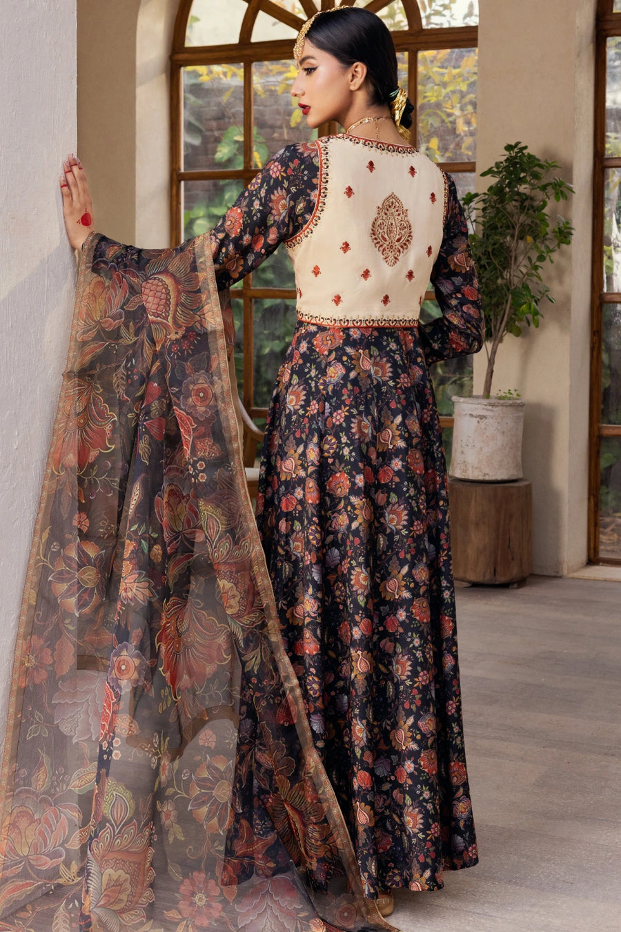 Parizad - 2 Piece - Raw Silk(Peshwas including qoti/Dupatta) - Stitched